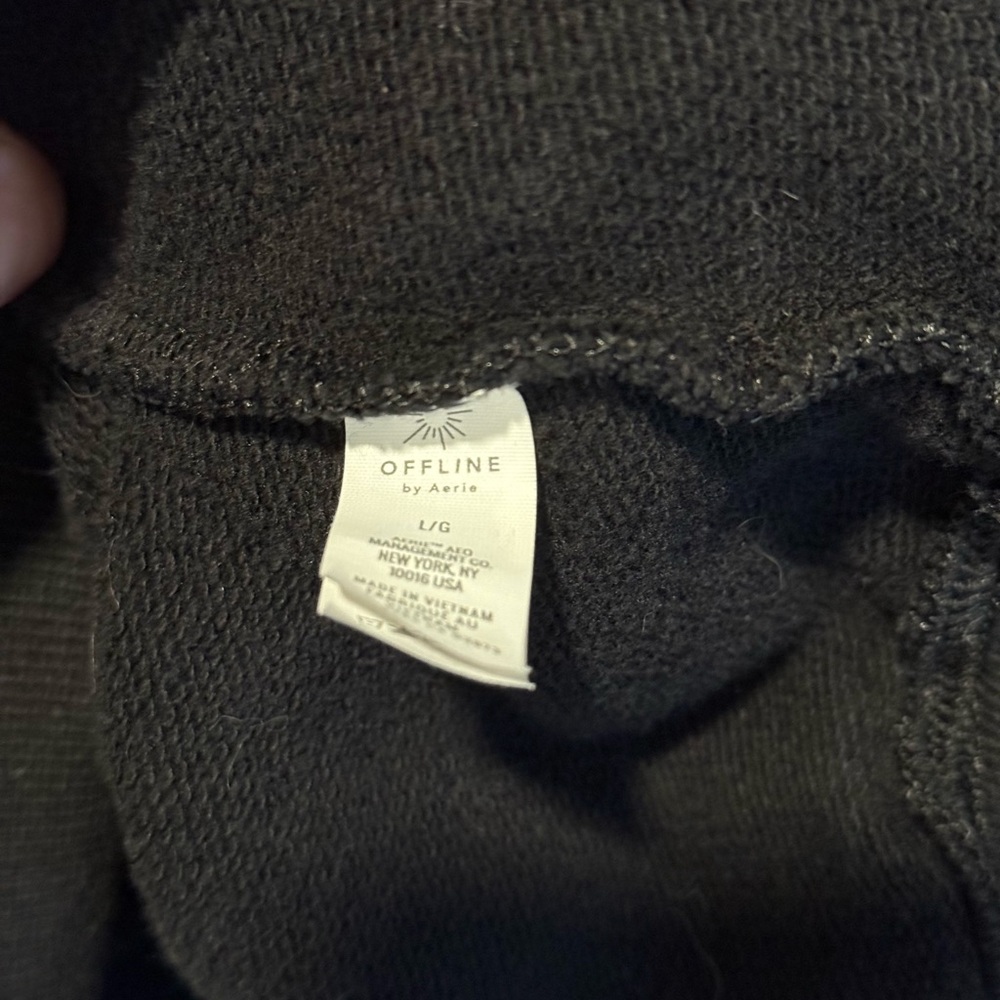 Aerie Offline Oversized Throw-Back Fleece Black Hoodie - Picture 3 of 5